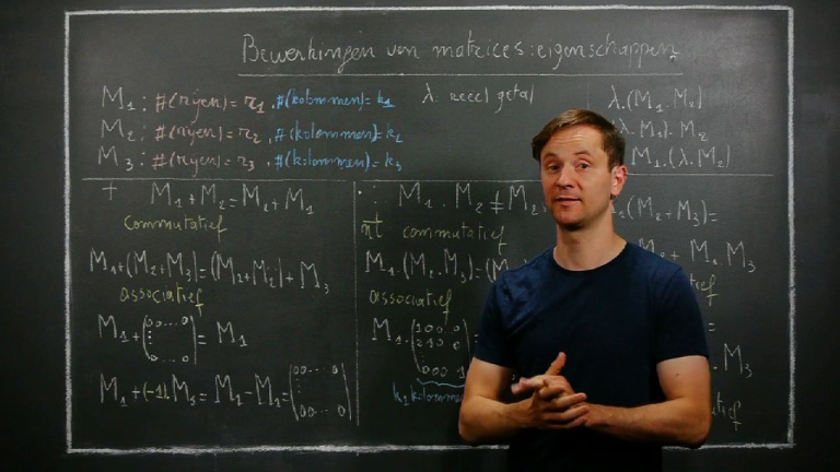 Werken met matrices 3: Transponeren en eigenschappen van matrixbewerkingen -  3de graad - Wiskunde